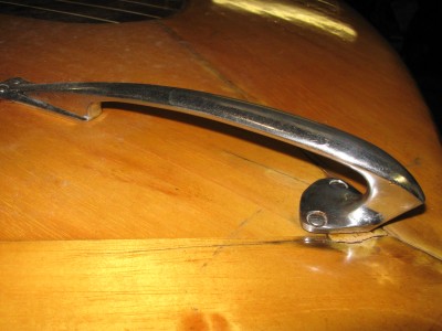 Bow handle