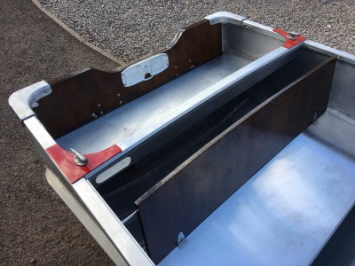 Inner transom with outboard motor clamp pad