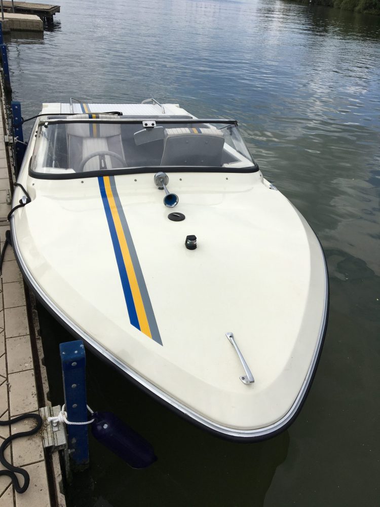 JetMarine Swift 15 – 1985 with BMW 190hp inboard and PP 65 Jet Drive with Trim